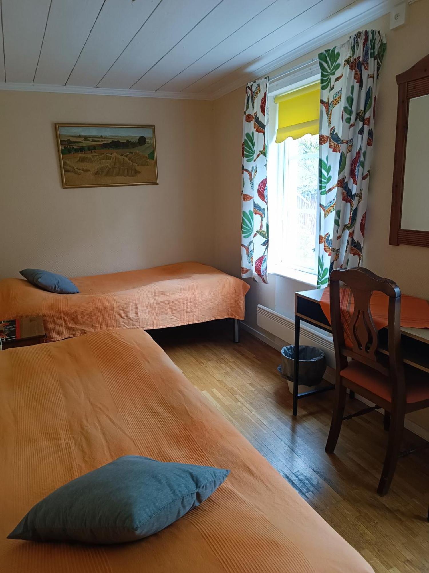 Enecopia Bed & Breakfast Enköping Extérieur photo