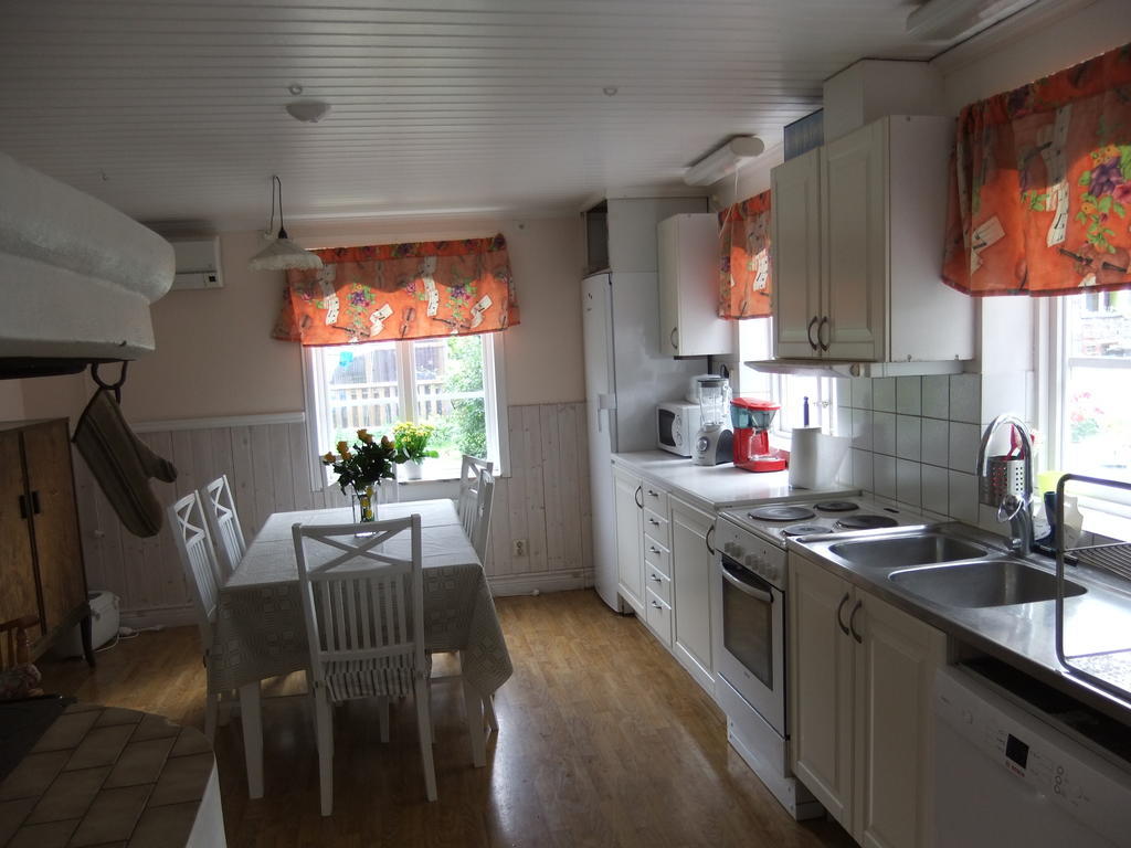 Enecopia Bed & Breakfast Enköping Extérieur photo